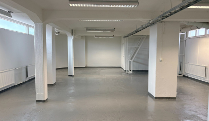 Työhuone 106 m2